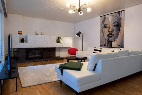 Villa Koivu 100m2 3mh, rauhallinen ja tyylikäs kaupunkikoti Villa in Finland