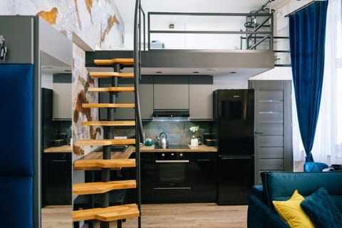 Kitchen or kitchenette, Bedroom