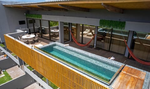 BBQ facilities, Swimming pool