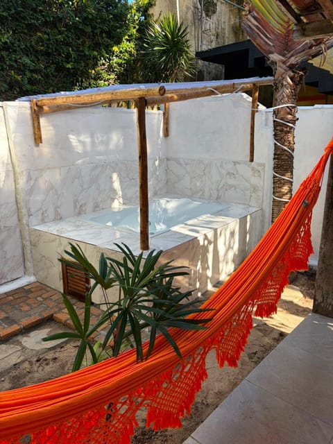 Hot Tub, Hot Tub