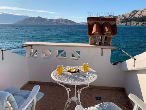 Nearby landmark, Summer, Garden, Balcony/Terrace, Sea view