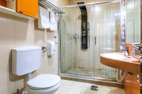 Garni Hotel Royal Crown Hotel in Vojvodina