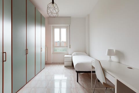 Bed, Photo of the whole room, Bedroom, wardrobe