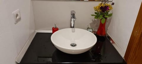 Cold Spring Bed and Breakfast in Montenegro