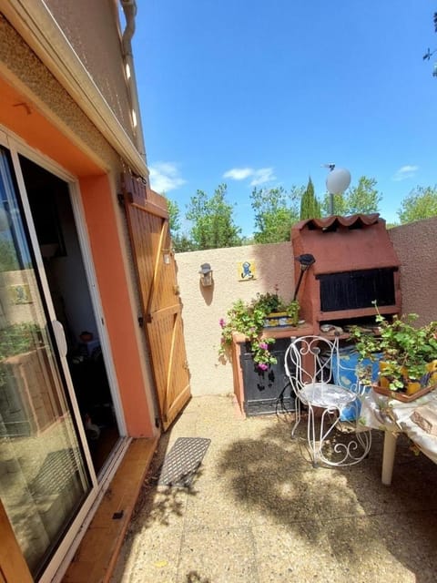 Property building, Balcony/Terrace