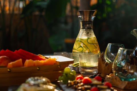 Food and drinks, Food