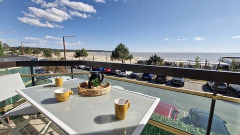 Day, Natural landscape, View (from property/room), Balcony/Terrace, Sea view