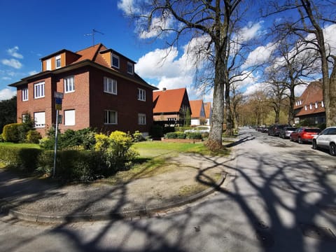 Property building, Spring, Neighbourhood, Street view