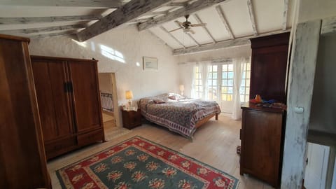 Bed, Bedroom, wardrobe