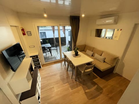 Mobilhome LUNA Campground/ 
RV Resort in Biograd na Moru