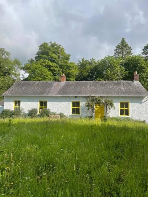 Newly renovated Cottage with private trout fishing set in beautiful wildlife estate House in Northern Ireland
