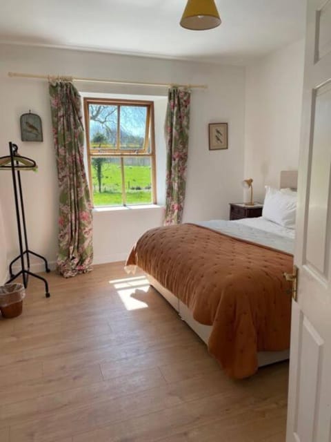 Newly renovated Cottage with private trout fishing set in beautiful wildlife estate House in Northern Ireland