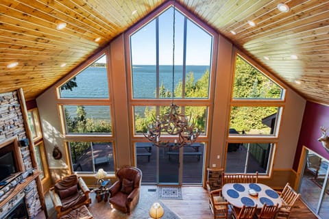 Spacious Leech Lake Home on 2 Private Acres, 200' of lake shore 15 Minutes to Walker with boat lift, dock, swimming, fire pit House in Leech Lake