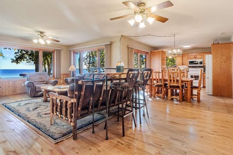 Dog Friendly Leech Lake Home w Perfect Beach Garage Boat Lift House in Leech Lake