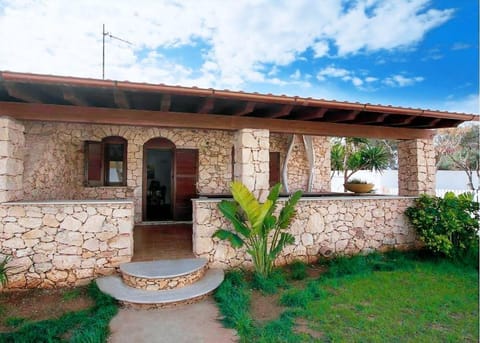 Patio, Garden, Landmark view