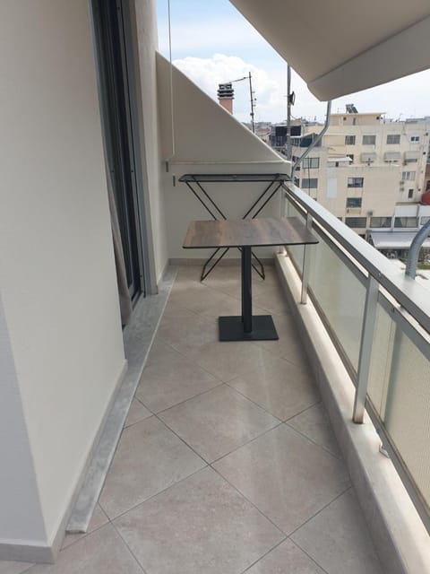 Tiny studio 2 min walking distance from the port Apartment in Volos