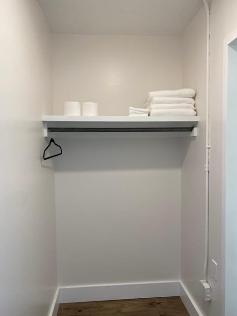 towels, wardrobe