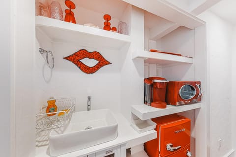 Captivating Cottage Apartment in Provincetown