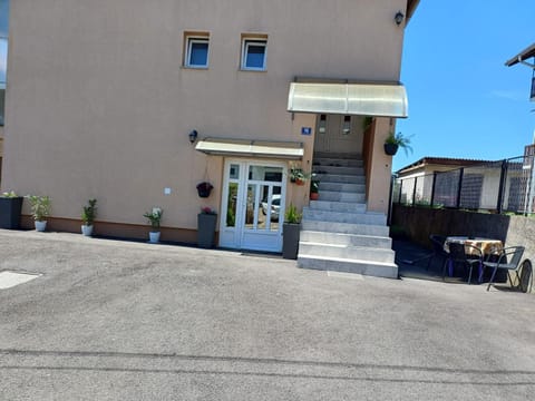 Apartman DIJANA BANJA LUKA Apartment in Federation of Bosnia and Herzegovina