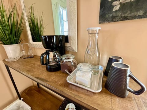Coffee/tea facilities