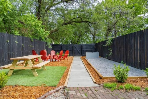 Luxury Home Close to Nulu Downtown 4th w Kings House in Louisville