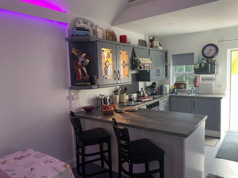 Almost Heaven - 4 min drive from Donegal Town Apartment in County Donegal