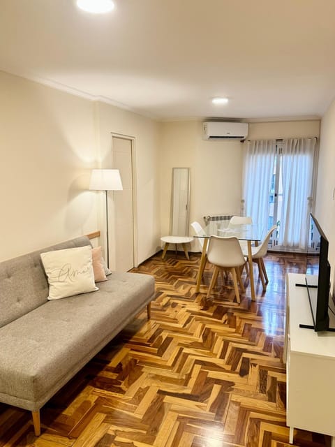 TV and multimedia, Living room, Dining area, air conditioner