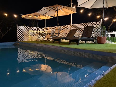 Balcony/Terrace, Swimming pool