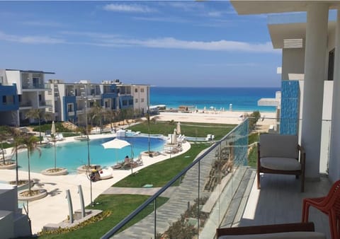 Lounge or bar, Pool view, Sea view, Swimming pool