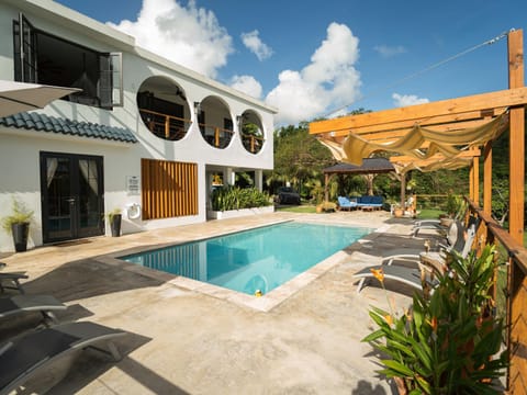 Property building, Swimming pool