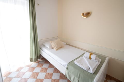 Apartmani Marin No1. Apartment in Šibenik-Knin County, Croatia