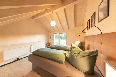 Property building, Bed, View (from property/room), Photo of the whole room, Bedroom, heating