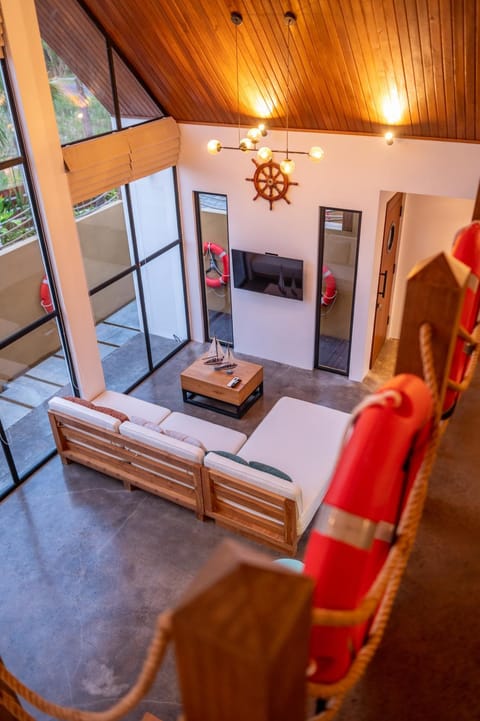 Communal lounge/ TV room, TV and multimedia, Living room