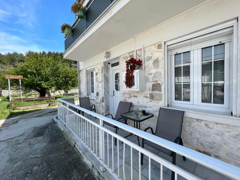 Alexia's House Apartment in Thasos