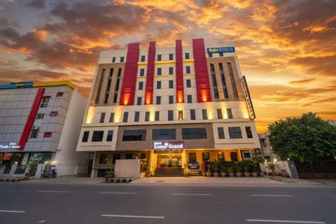 Property building, Facade/entrance