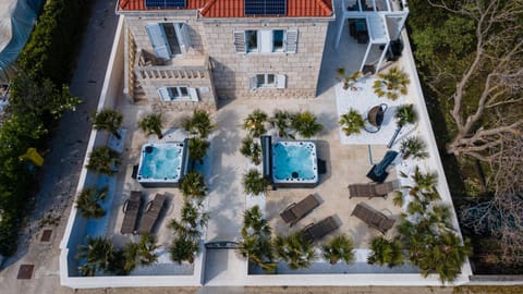 Bird's eye view, Open Air Bath