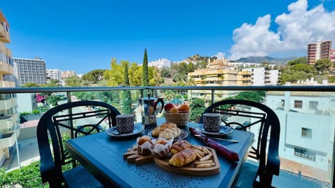 Balcony/Terrace, City view
