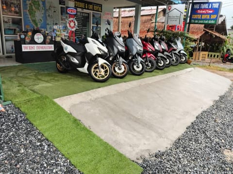 Nare Guest House Bed and Breakfast in Sala Dan