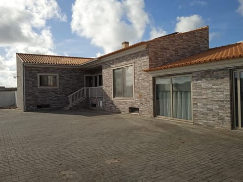 Property building, Balcony/Terrace
