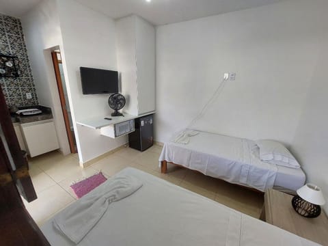 Bed, TV and multimedia, Kitchen or kitchenette, Photo of the whole room
