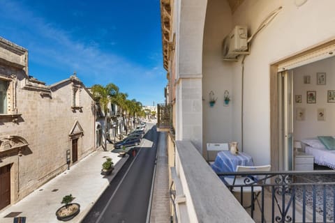 Patio, Balcony/Terrace