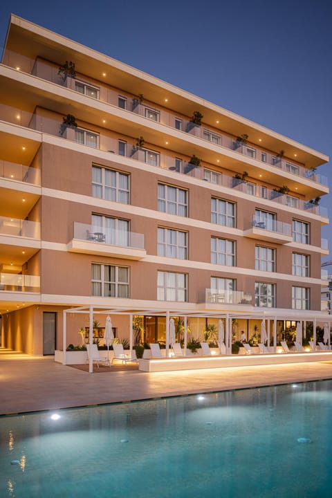 Property building, Pool view, Swimming pool