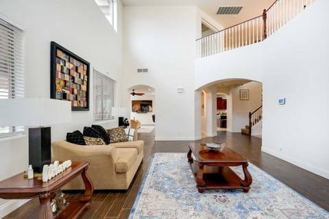 Lounge on the Patio Group Getaway in Surprise! House in Surprise