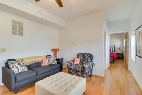 Cozy Marlinton Vacation Rental Downtown Location! Apartment in Shenandoah Valley