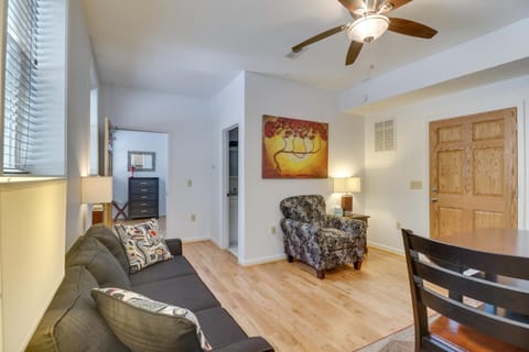 Downtown Marlinton Vacation Rental Apartment! Apartment in Shenandoah Valley