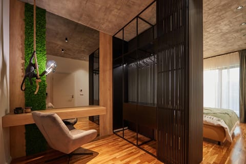 Bedroom, wardrobe