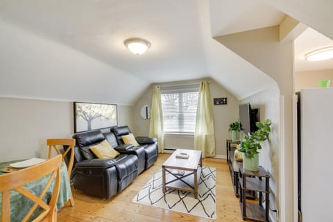 Beech Grove Vacation Rental with Private Yard House in Perry Township