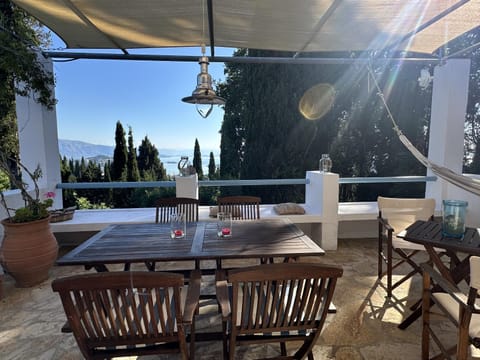 Summer, Balcony/Terrace, Balcony/Terrace, Photo of the whole room, City view, Garden view, Landmark view, Mountain view, Sea view