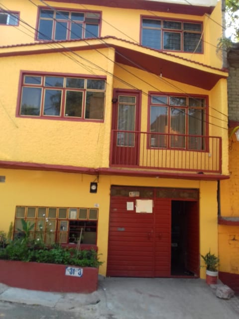Property building, Facade/entrance, Day