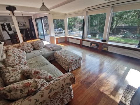 TV and multimedia, Living room, Garden view, flat iron